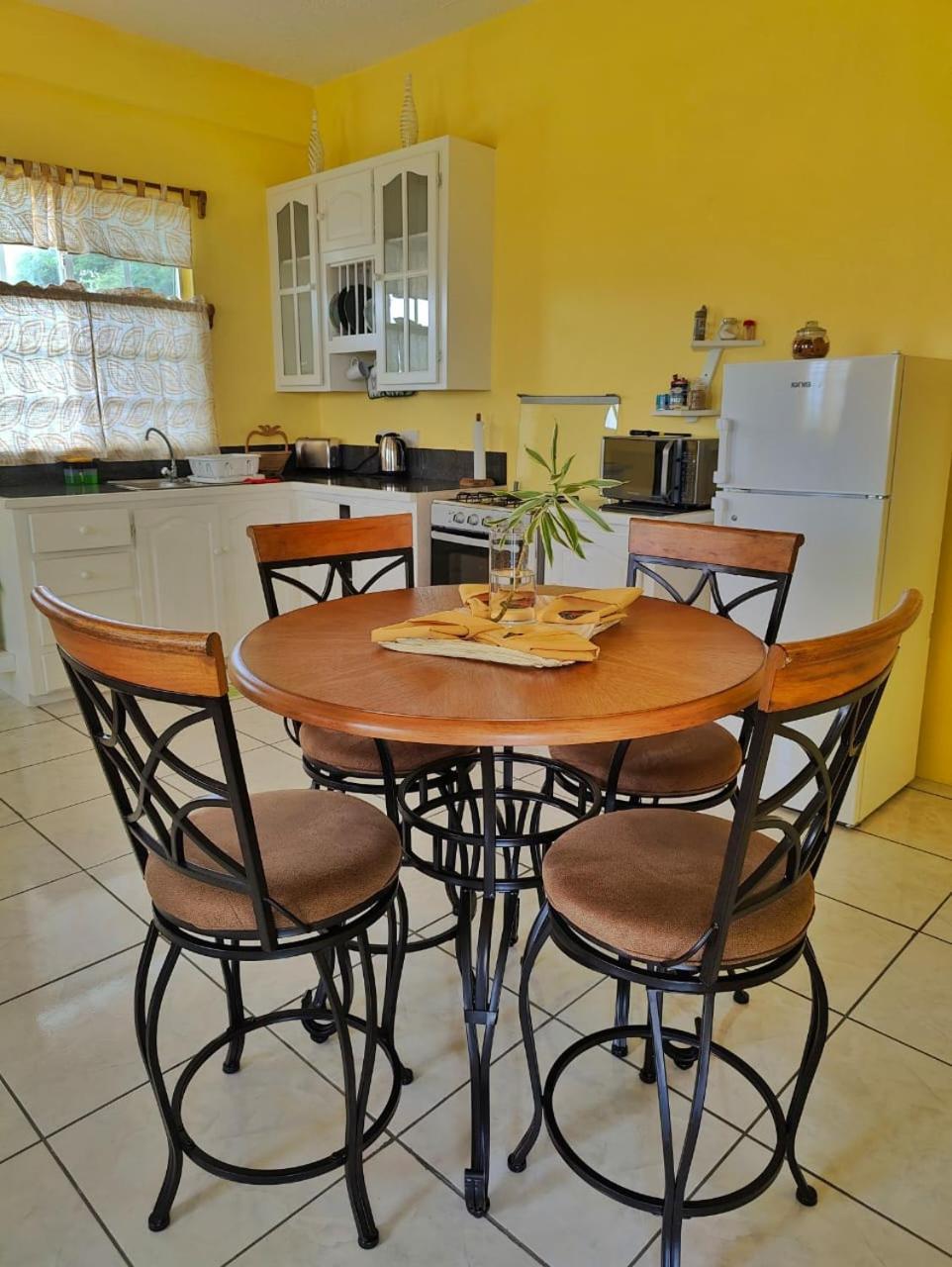 Isla Vista Apartment Canouan Charlestown Dış mekan fotoğraf